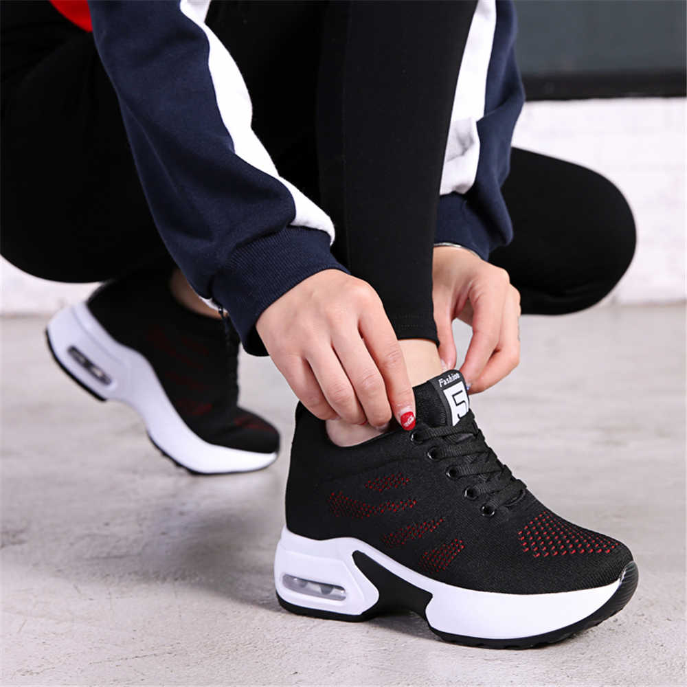 High Performance With Inner We - огляд і ціна Oxford Lace Up Women