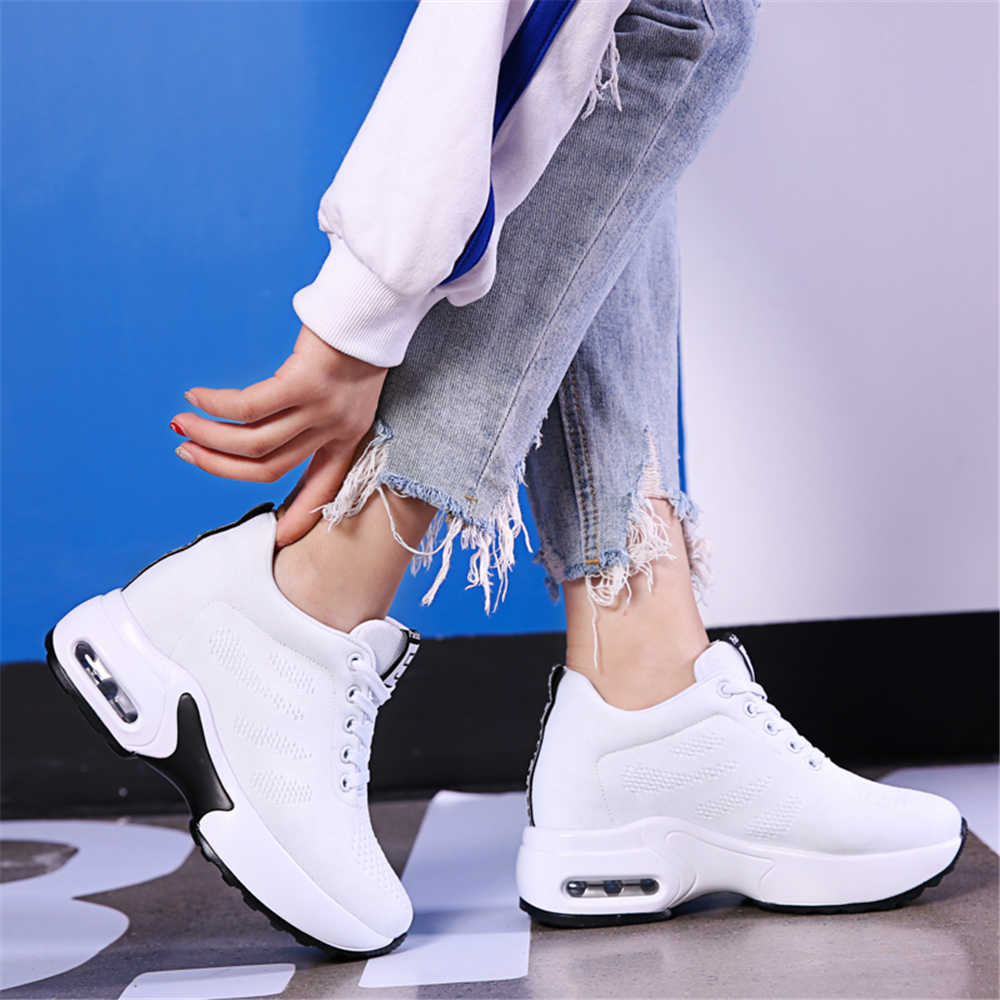 High Performance With Inner We - огляд і ціна Oxford Lace Up Women